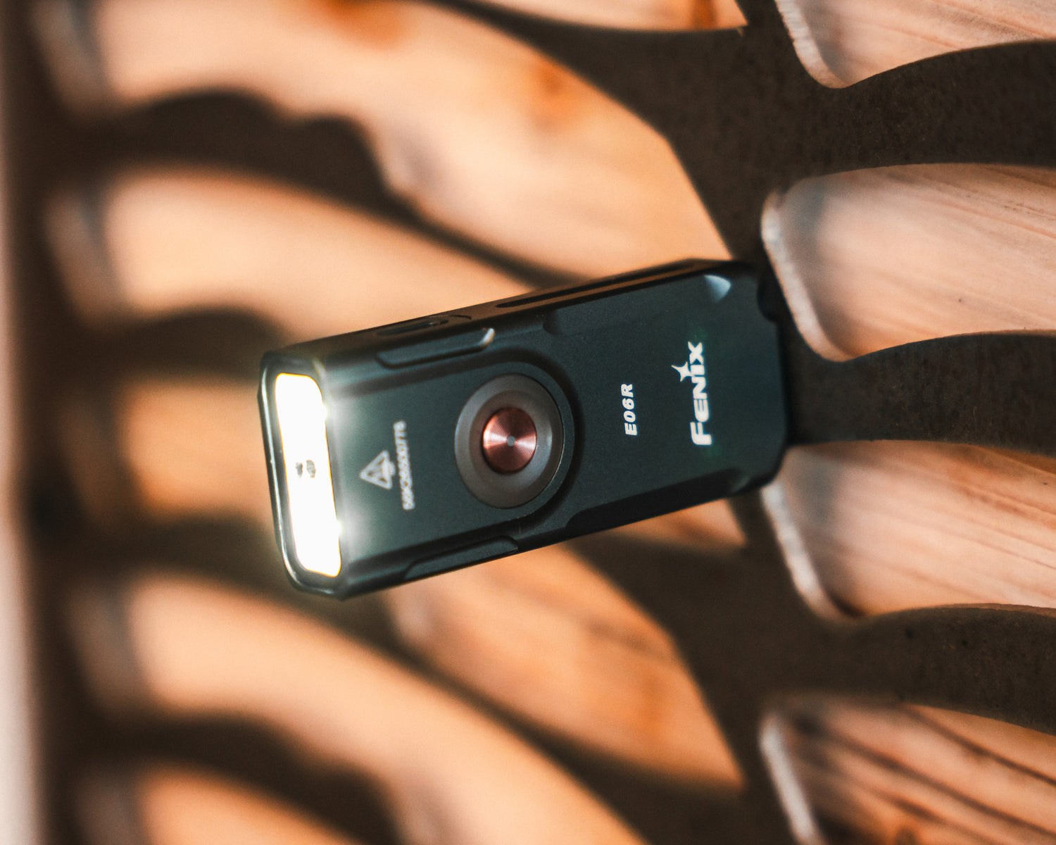 E06R Flashlight
