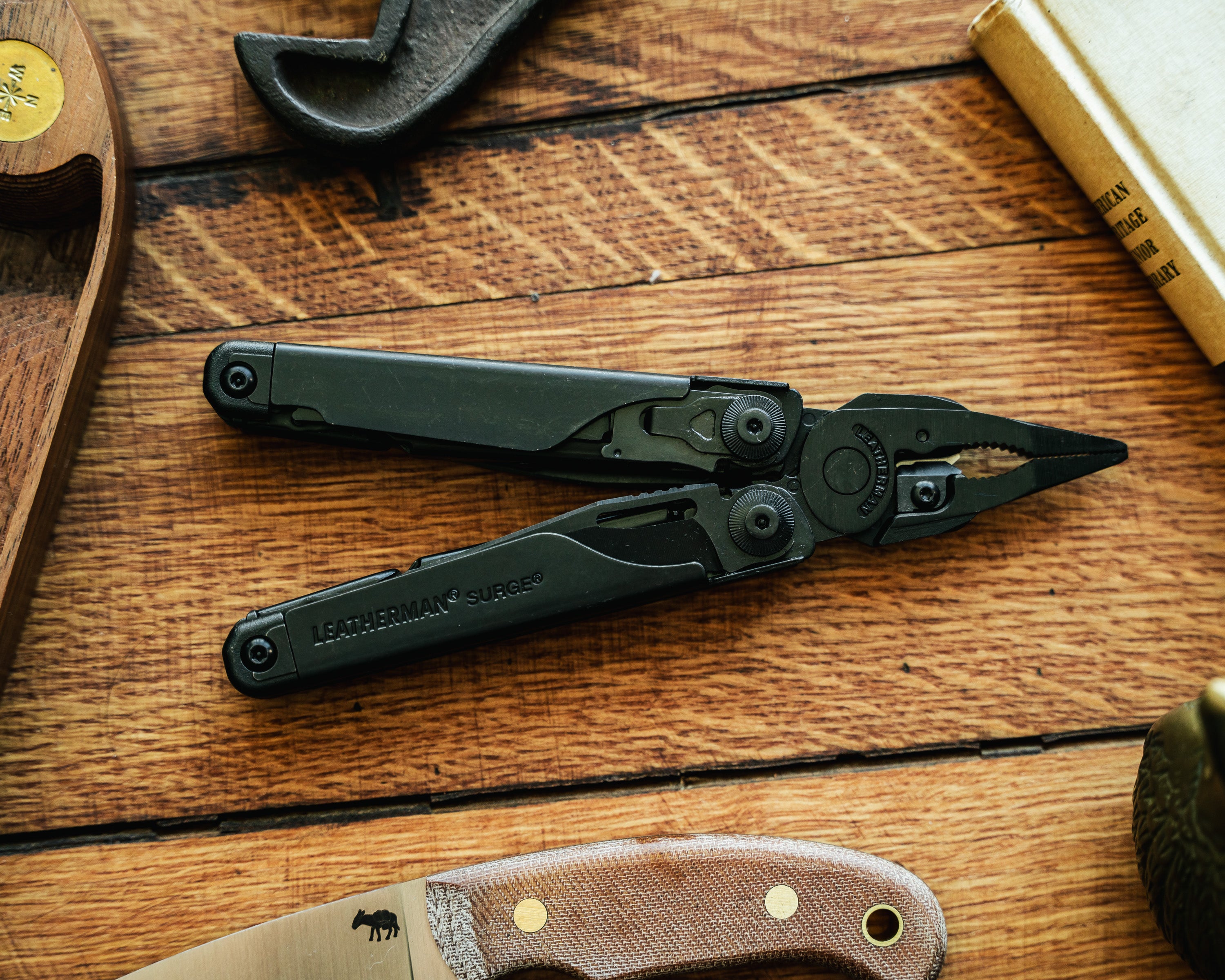 Leatherman Surge Multi-Tool