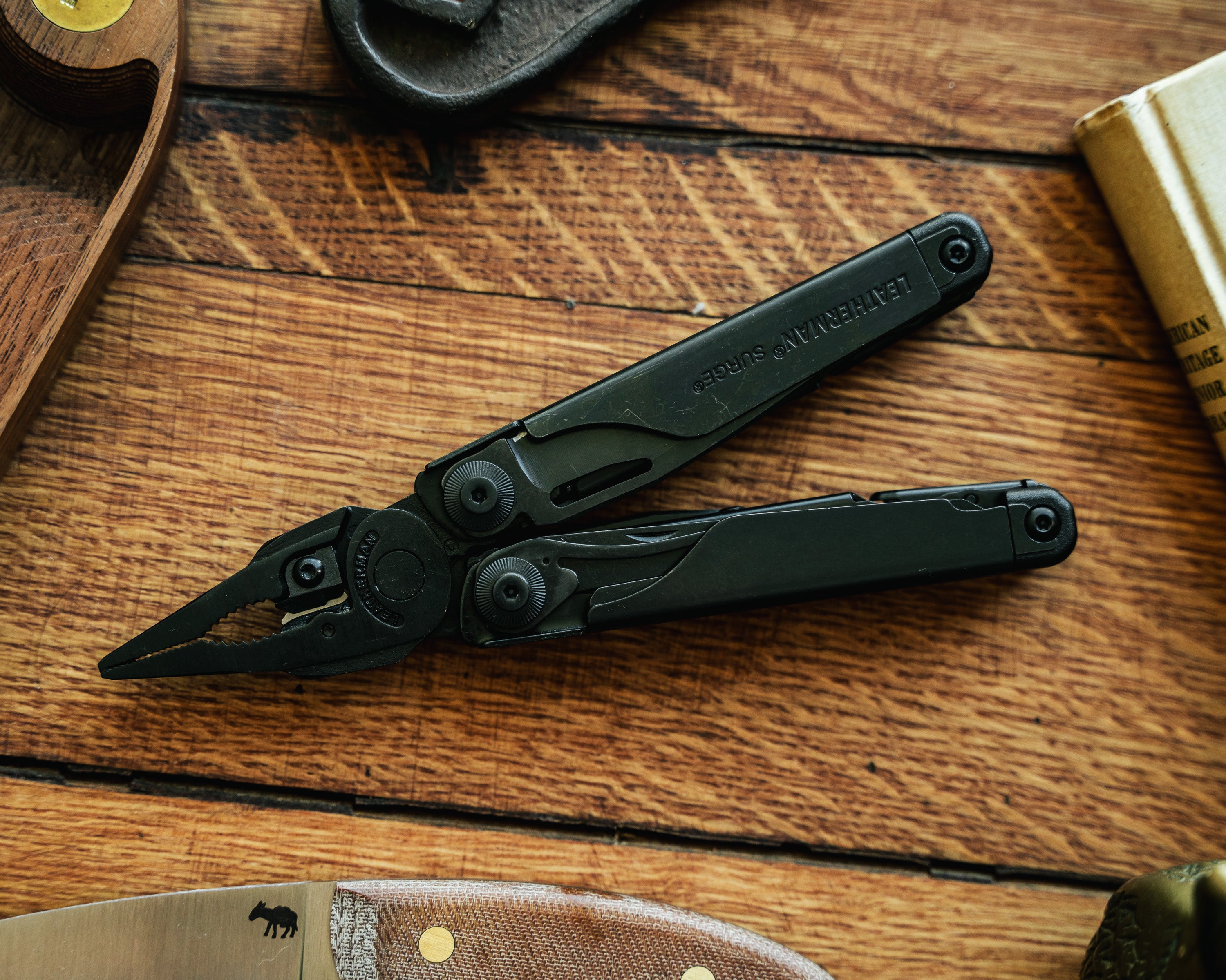 Leatherman Surge Multi-Tool