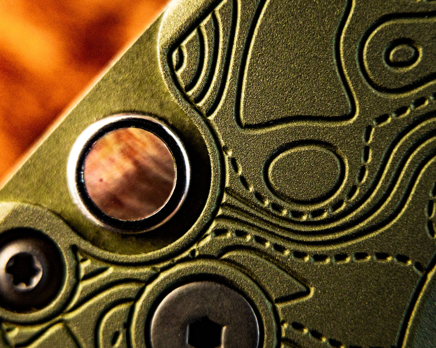 Pro-Tech Malibu Green Topo Close Up Of Pearl Button & Handle
