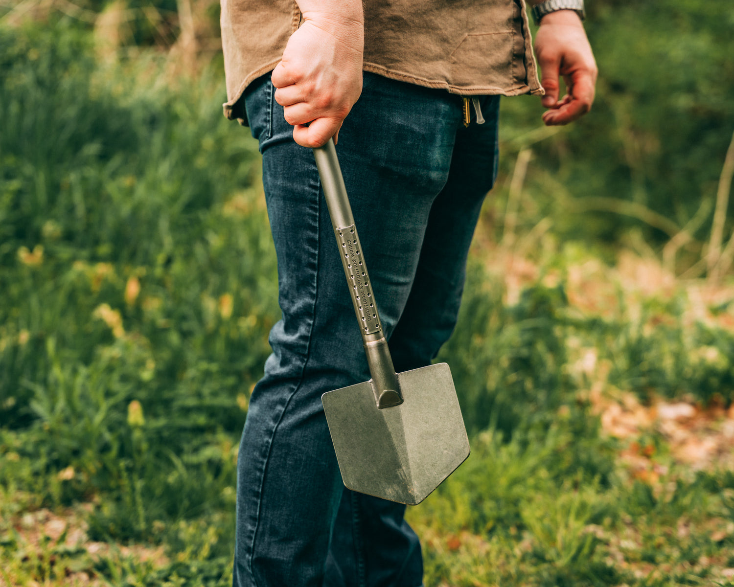 Titanium Pack Shovel