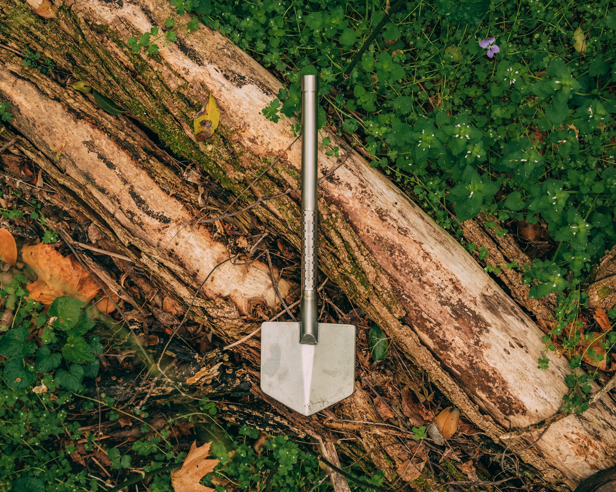 Titanium Pack Shovel