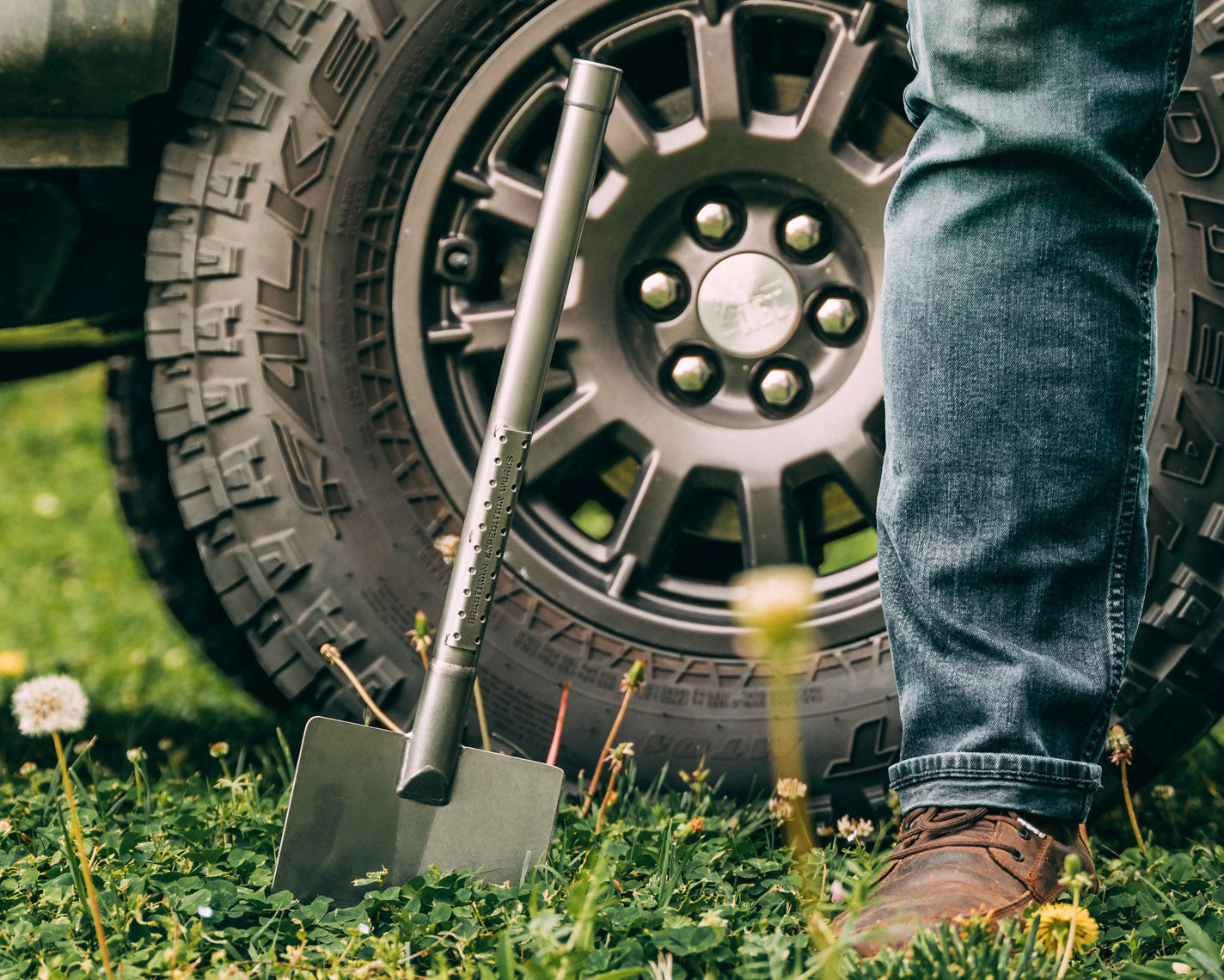 Titanium Pack Shovel
