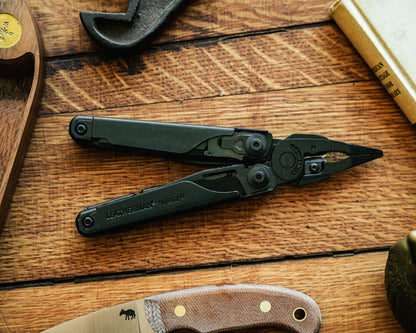 Leatherman Surge Multi-Tool