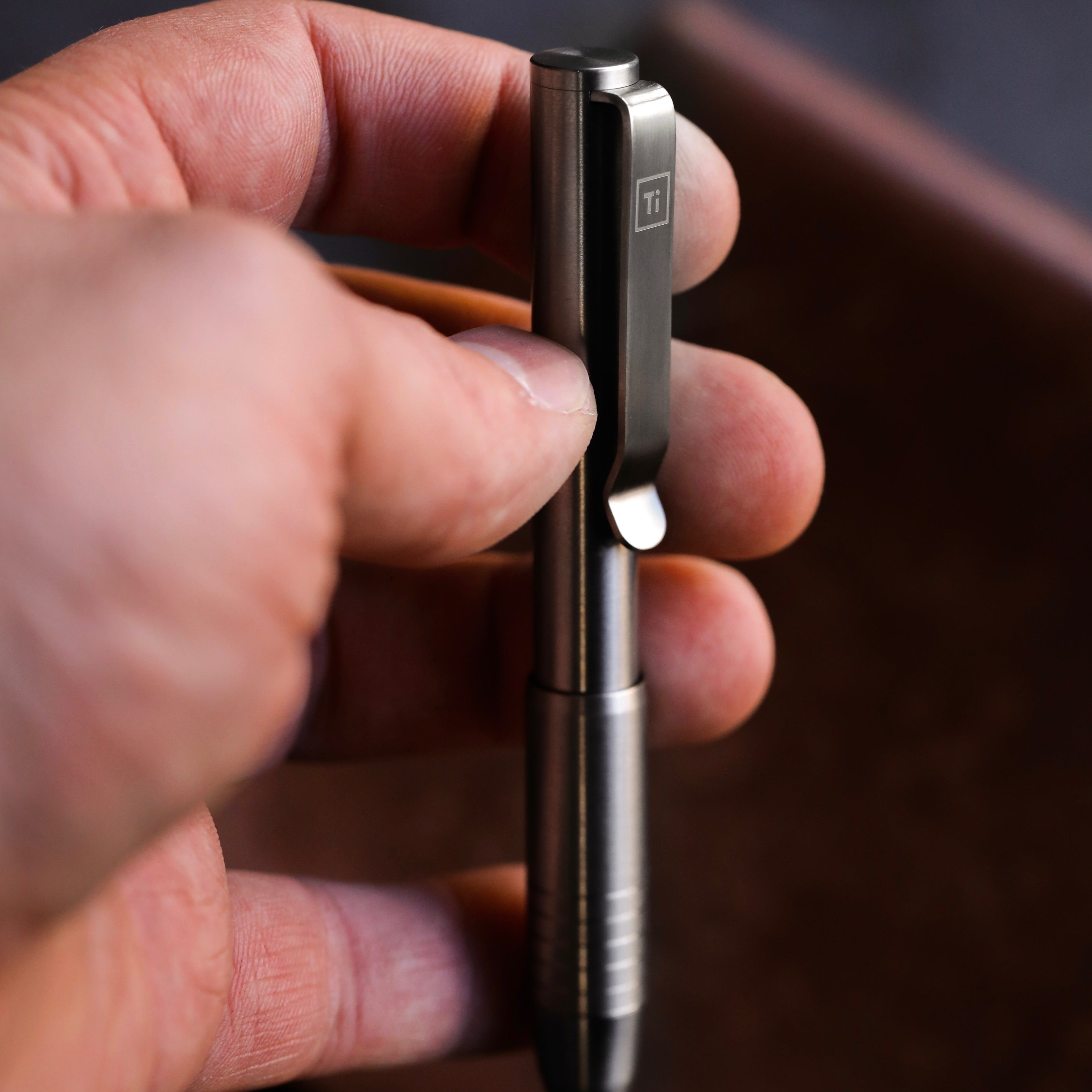 Pocket Pro Pen: The Auto Adjusting EDC Pen